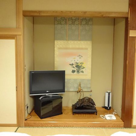 Chuokan Shimizuya Ryokan Наґано Номер фото