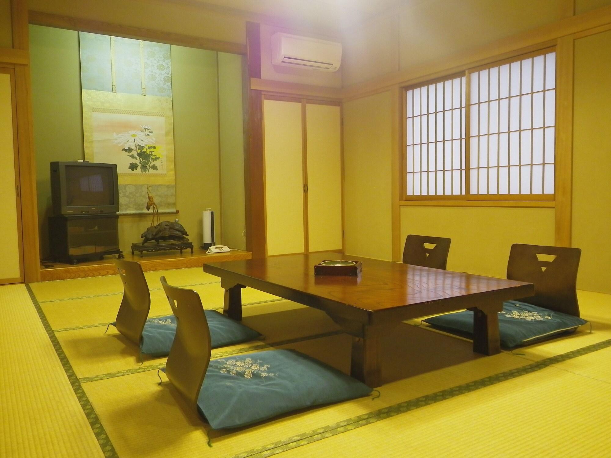Chuokan Shimizuya Ryokan Наґано Екстер'єр фото