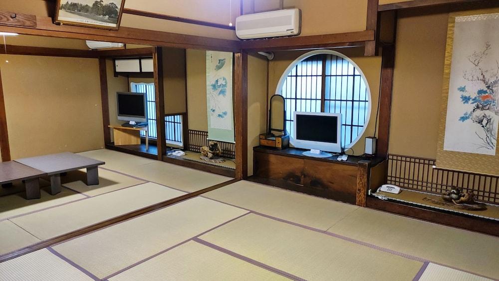 Chuokan Shimizuya Ryokan Наґано Екстер'єр фото