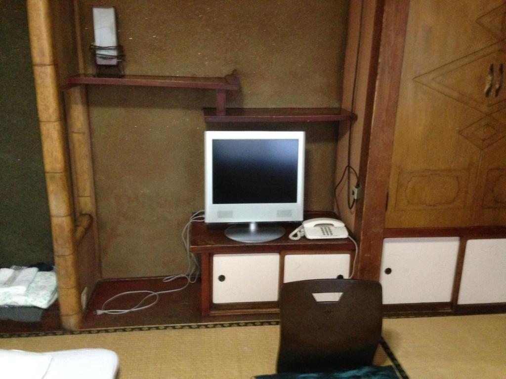 Chuokan Shimizuya Ryokan Наґано Номер фото